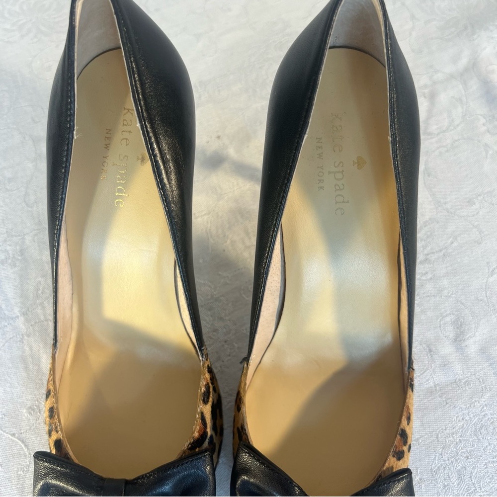 Kate Spade Heels Black Leather & Animal Print Calf Hair Black Bow Slip On EUC 7M - Picture 3 of 8